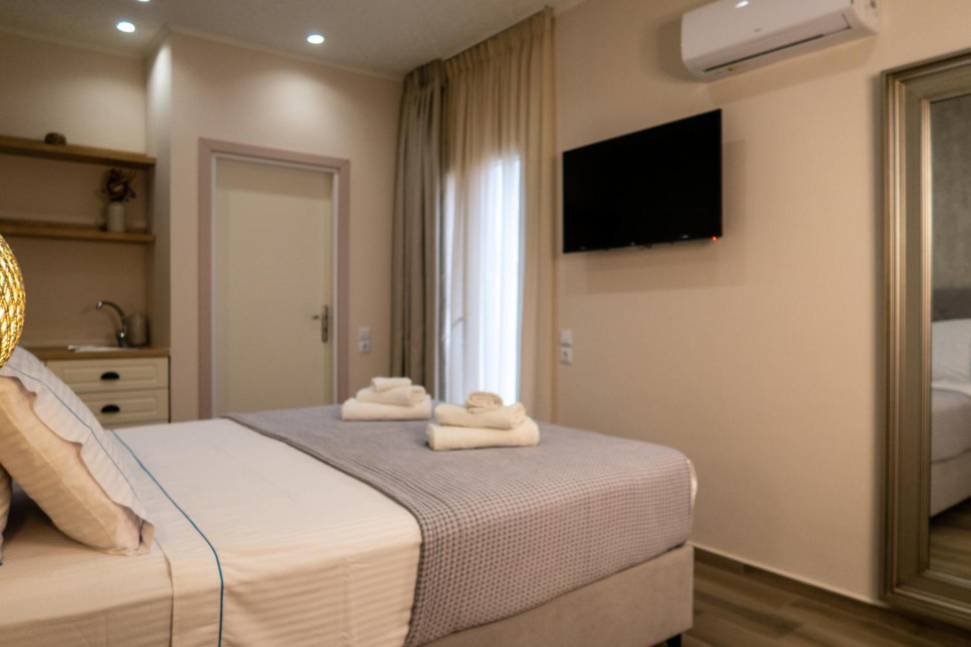 Cristina Apartments Ґайос Екстер'єр фото